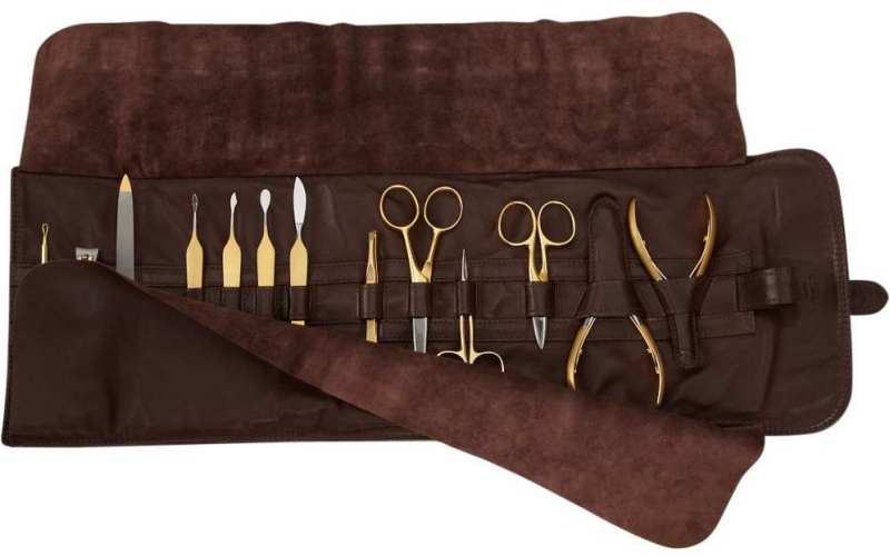 Kit de manicure em ouro
