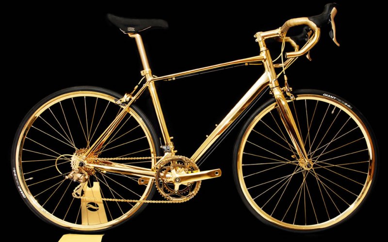 goldgenie-gold-racing-bike-1