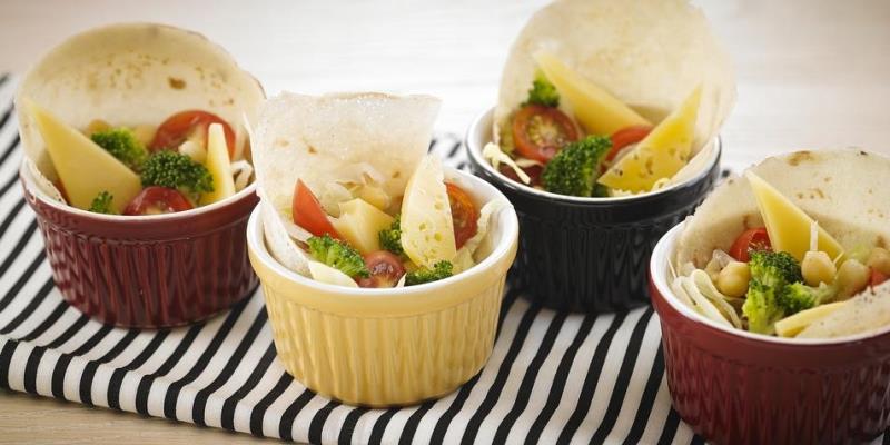 salada-de-panqueca-com-grao-de-bico