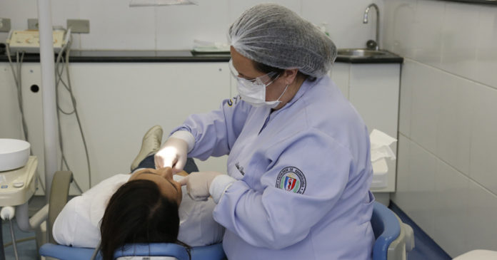 Atendimento Odontológico