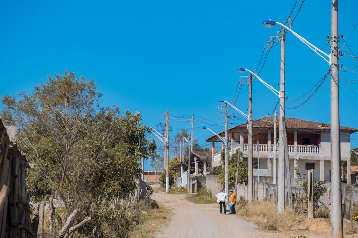 Implantação de iluminação pública no bairro dos Mendes_Vagner Santos (5)