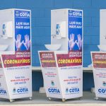 Cotia instala pias e distribui itens de higienização das pessoas em situação de rua