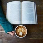 Leitura contribui para aprendizagem e diminui o stress