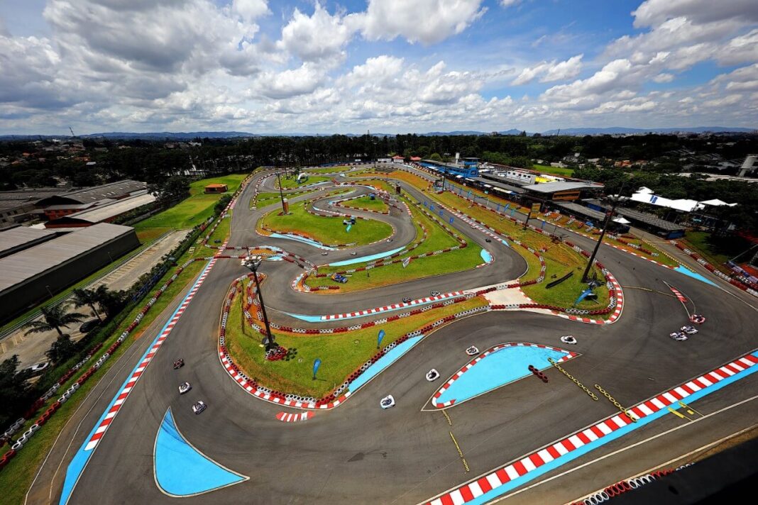 379665_938403_aA_C_rea_pista