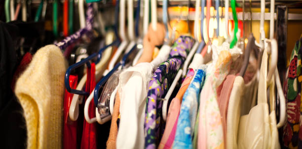 ONG ASA realiza bazar com roupas infantis Paula de Buenos Aires