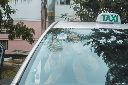 Março é mês de vistoria obrigatória para os taxistas de Cotia