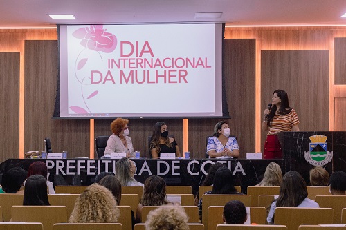 Palestras marcam a abertura da celebração do Dia da Mulher em Cotia