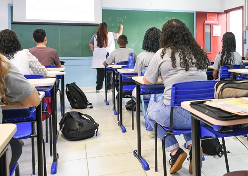 Etecs e Fatecs estão com editais abertos