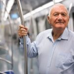 Como vai funcionar a gratuidade nos transportes para idosos de 60 a 65 anos