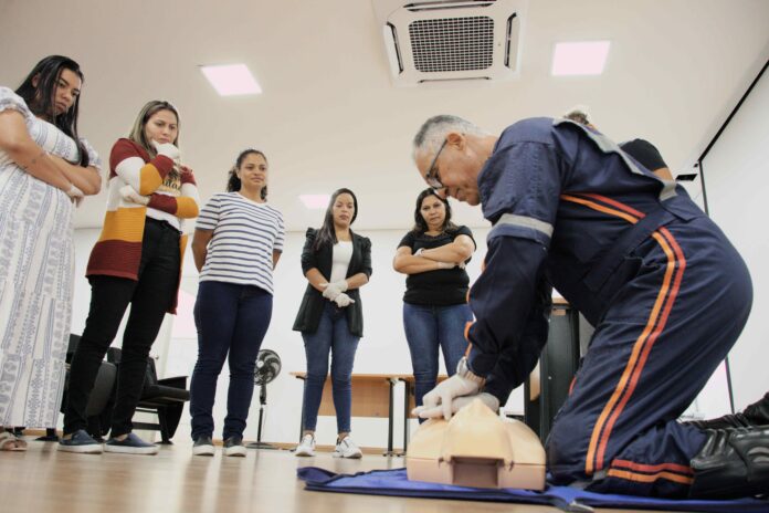 Treinamento primeiros-socorros para educação_Foto Juliano Barbosa (10)