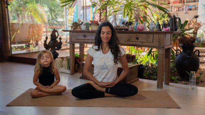 Mariana e sua filha Isis