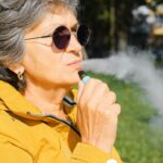 Uso de vapes, que cresceu 600% no Brasil, pode comprometer implantes dentários