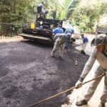 Caminho para o Sítio do Mandu recebe asfalto e obras de infraestrutura