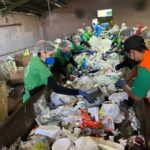 Visita à Coopernova em defesa da reciclagem