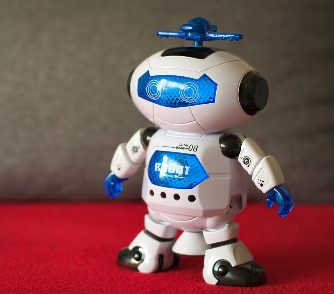 kostkarubika005-robot-5443208_1920