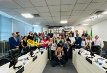 Câmara de Carapicuíba aprova PL que reconhece ADEBs e Pajens como corpo docente da Educação Infantil