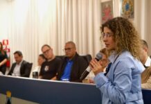 Palestra em Cotia alerta para impactos do vício em jogos e bets