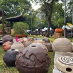 Cerâmica em Flor: mostra inédita celebra a Primavera e a natureza local com mais de 20 artistas na Granja Viana