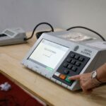 Eleições 2026: eleitores de quatro escolas de Cotia tiveram seções transferidas. Confira novos locais.